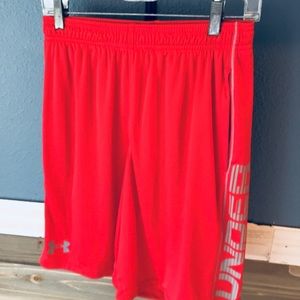 Mens (fits boys too)Under Armour Red sport shorts